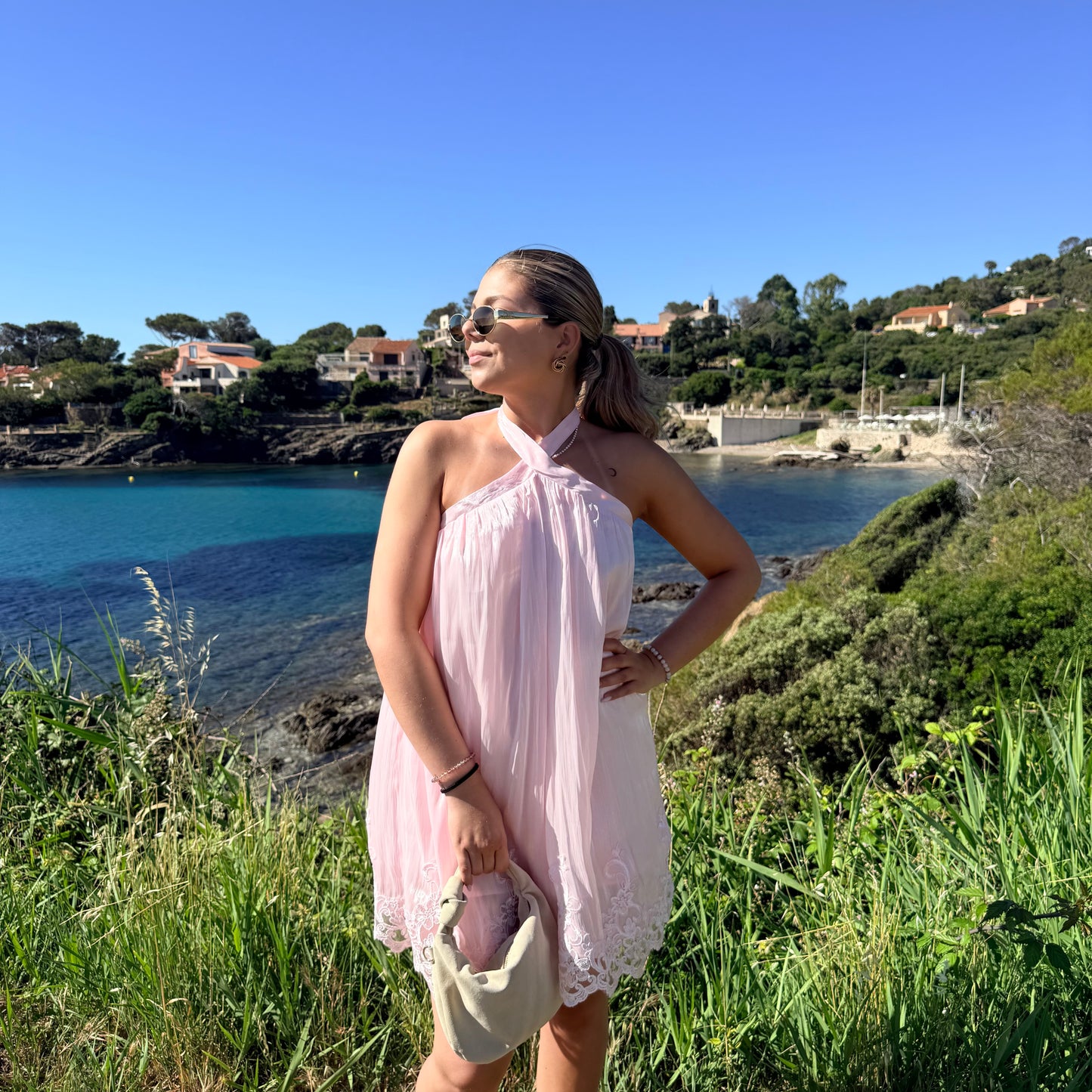 Robe dos nu rose