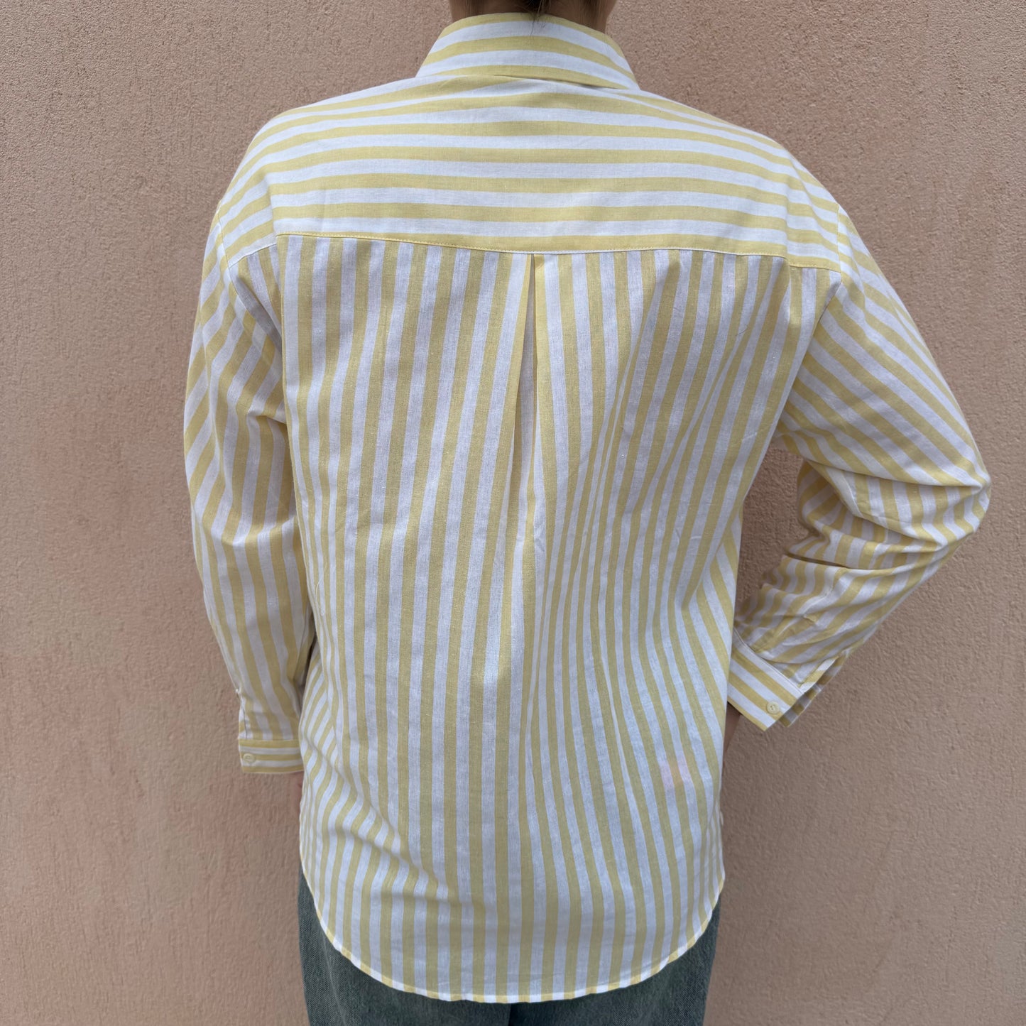 Chemise brodée jaune