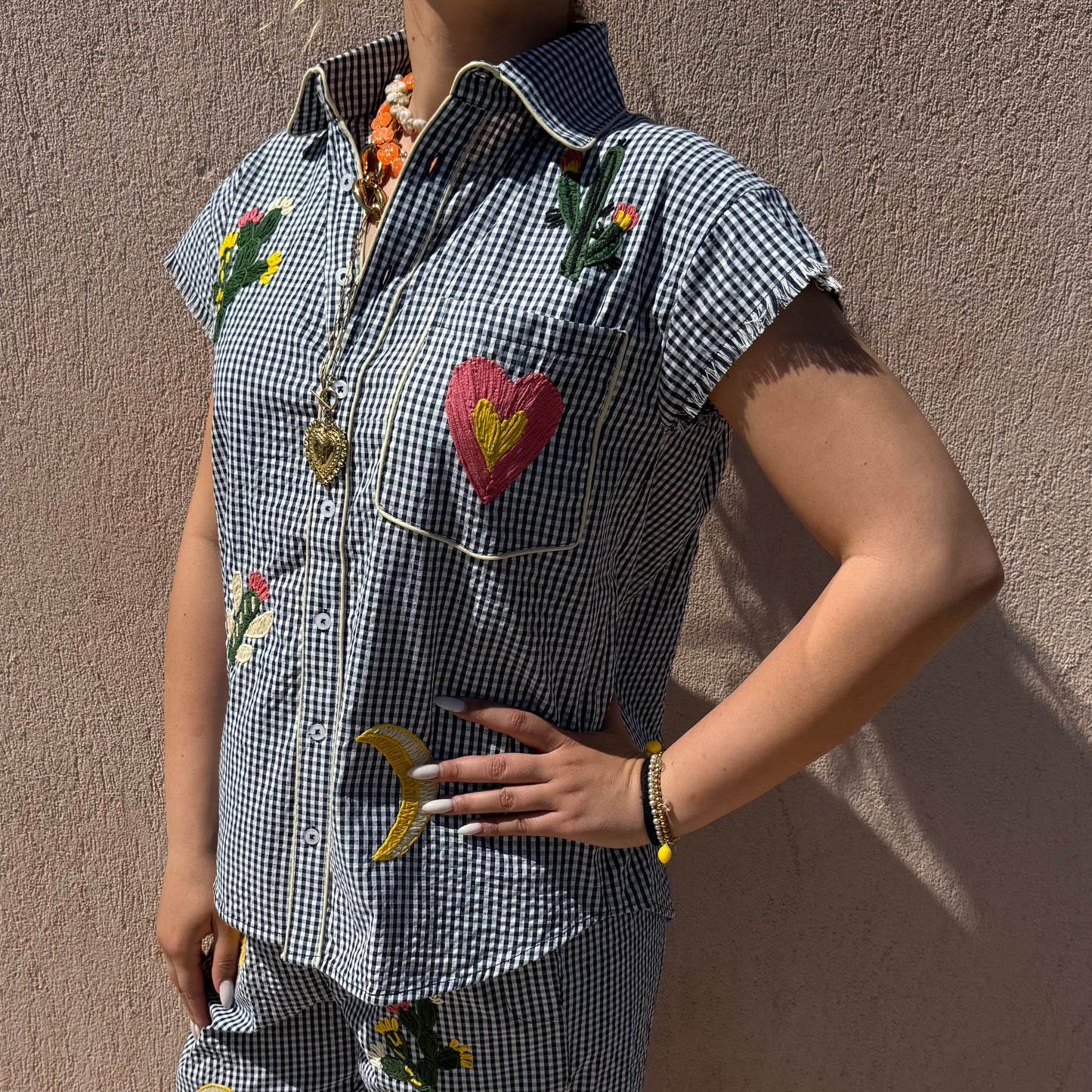 Chemise vichy brodée