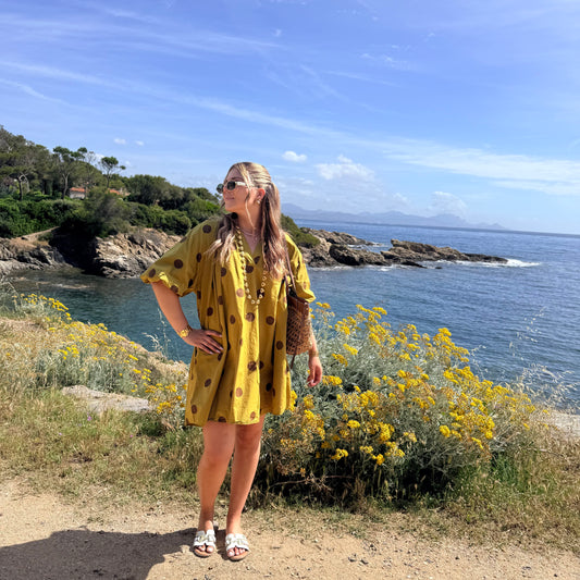 Robe à pois verte