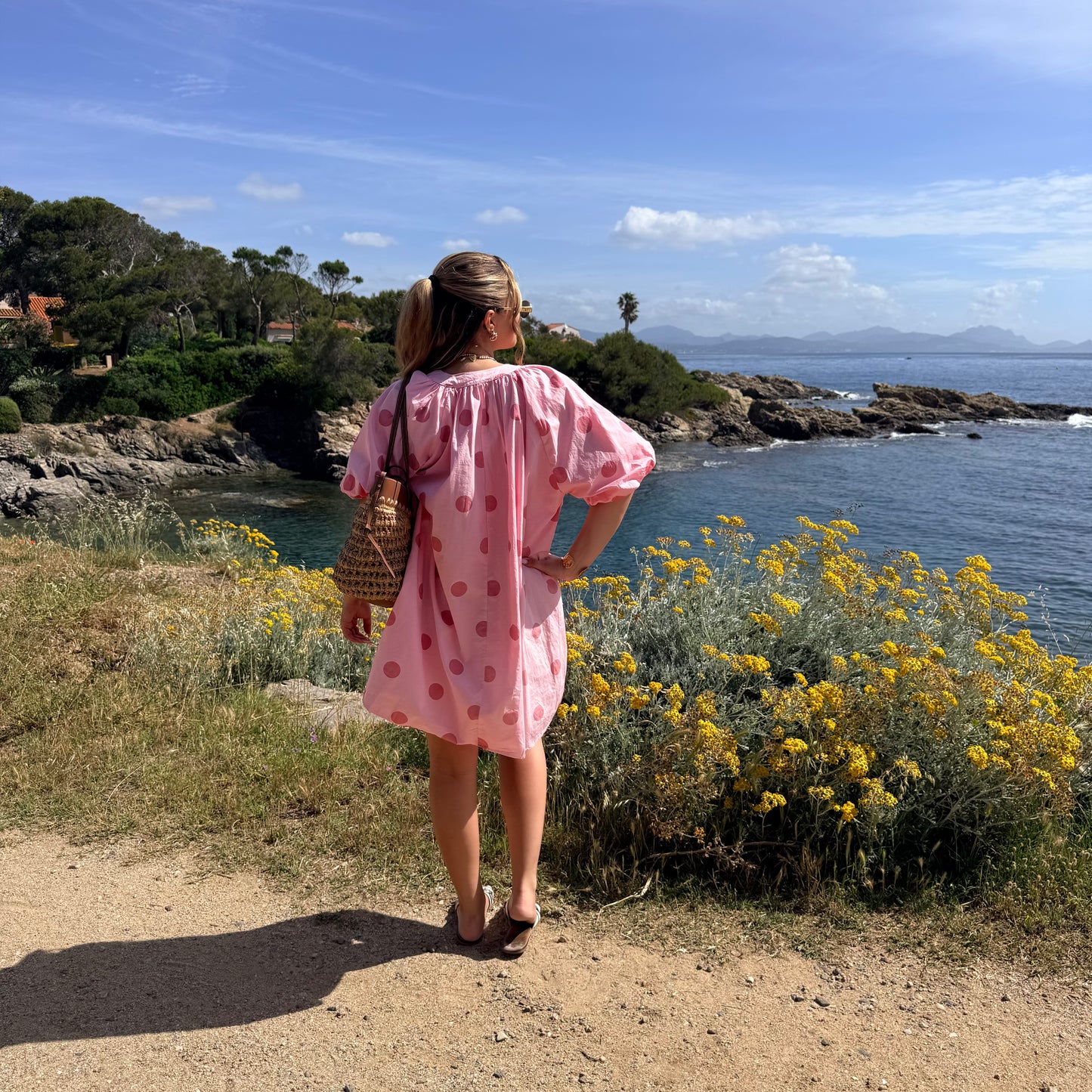 Robe à pois rose