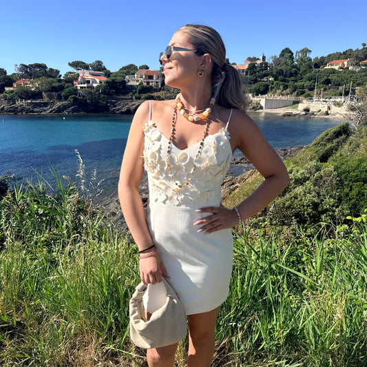 Robe fleurie blanche