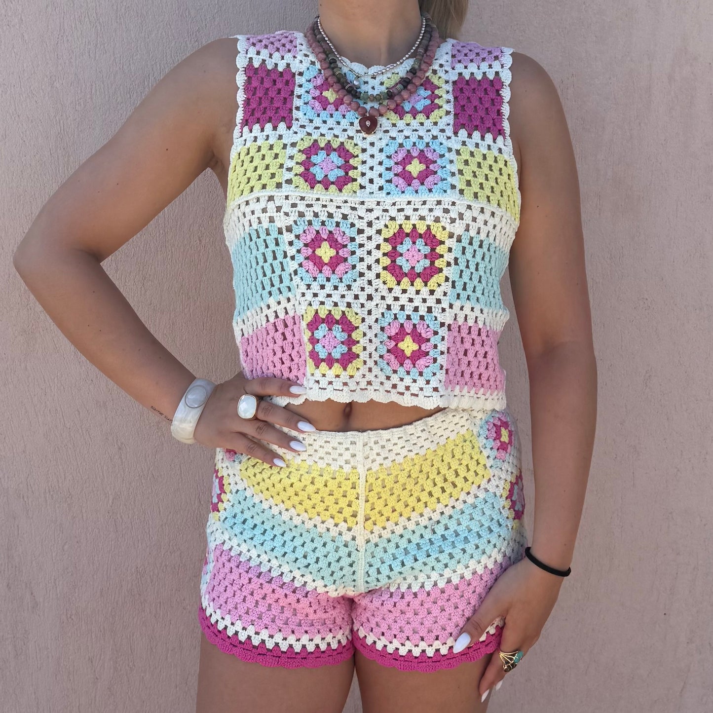 Top crochet multicolore