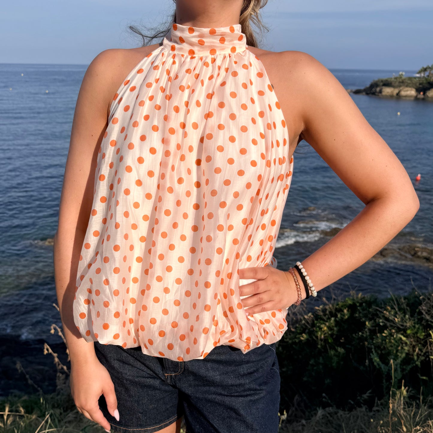 Top à pois orange